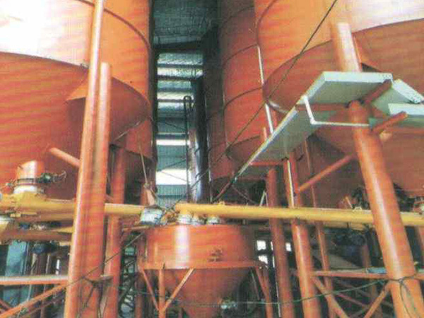 生產(chǎn)設(shè)備